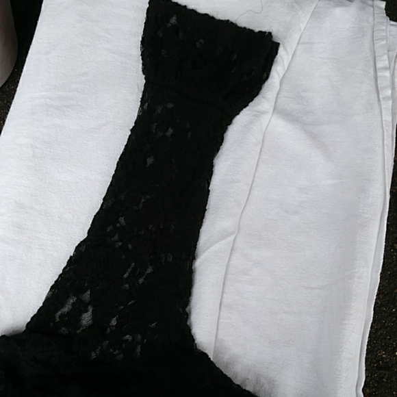 Ladies lace black top - Picture 1 of 5